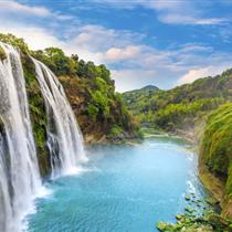 【醉美荔黃】魅力黃果樹、荔波大小七孔、甲秀樓4天(全程升級入住當地商務四星酒店，享當地舒適體驗!)